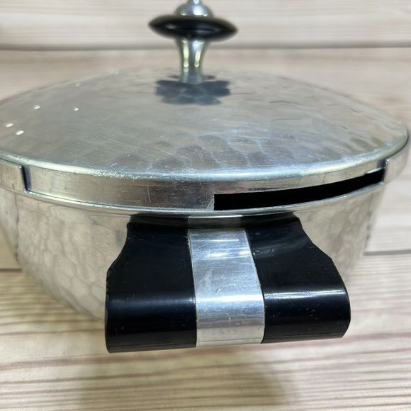 Puralum Italy Hammered Aluminum 2 qt Pot Server Vented 8” with Lid Dual Handle - Picture 6 of 16
